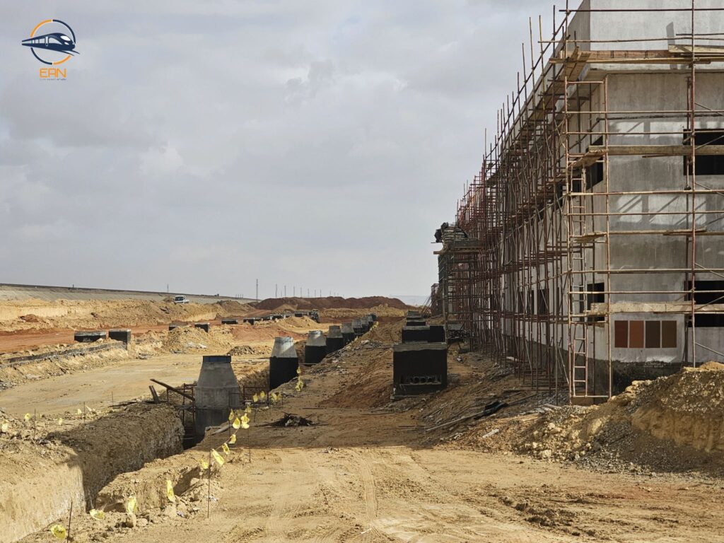 ورشة حدائق أكتوبر: القلب النابض لأول خط قطار سريع في مصر