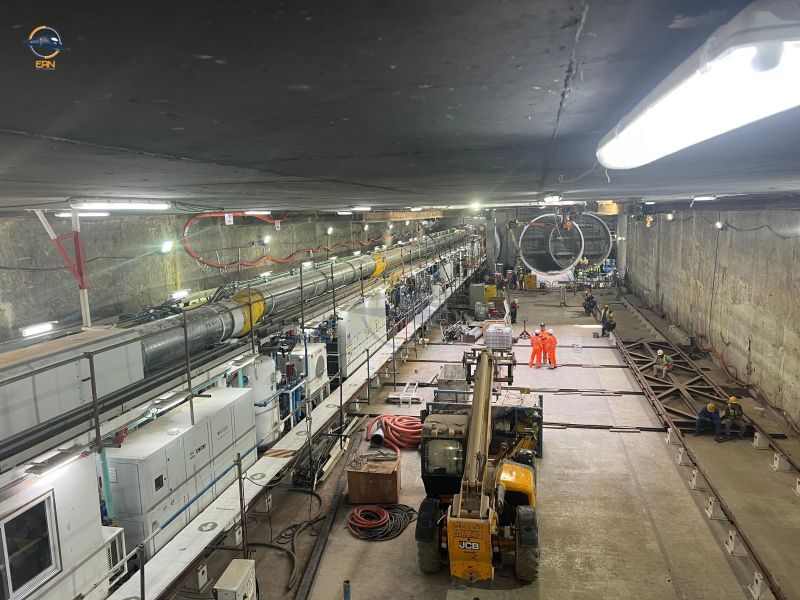 أوراسكوم للإنشاءات تنهي تجهيزات “العملاق الصيني” بمحطة الفسطاط استعداداً لانطلاق أعمال الحفر بالخط الرابع